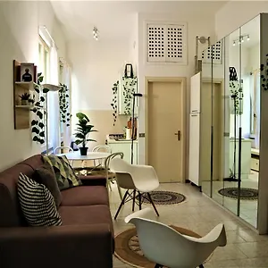 Appartamento - La Casa Delle Meraviglie -navigli Edition-, Milano