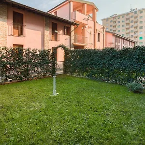Appartamento Con Giardino Navigli, Milano